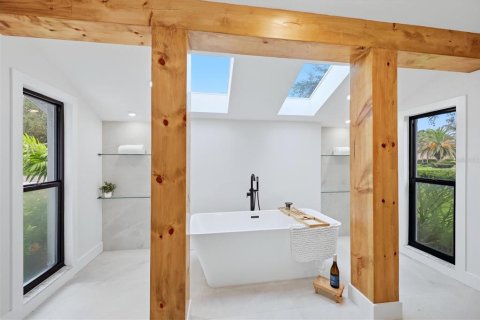 Villa ou maison à vendre à Sarasota, Floride: 3 chambres, 242.57 m2 № 2267085 - photo 29