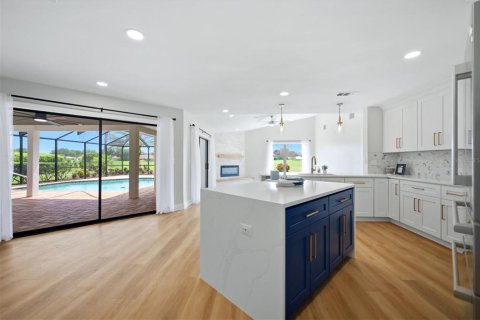 Villa ou maison à vendre à Sarasota, Floride: 3 chambres, 242.57 m2 № 2267085 - photo 18