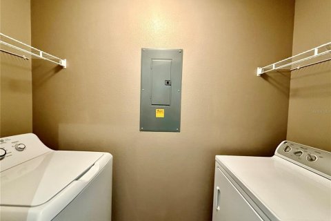 Townhouse in Tampa, Florida 3 bedrooms, 137.5 sq.m. № 1815509 - photo 25
