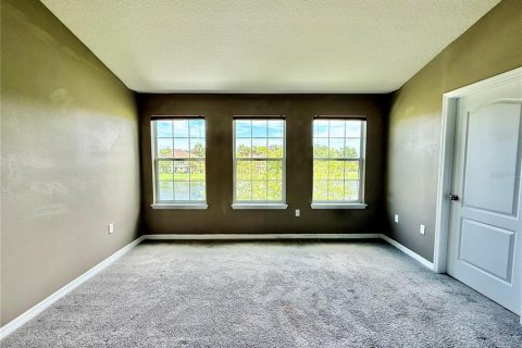 Townhouse in Tampa, Florida 3 bedrooms, 137.5 sq.m. № 1815509 - photo 13