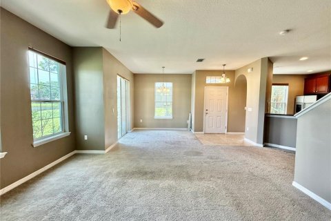 Townhouse in Tampa, Florida 3 bedrooms, 137.5 sq.m. № 1815509 - photo 8