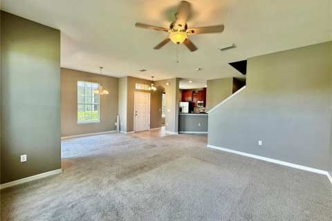 Townhouse in Tampa, Florida 3 bedrooms, 137.5 sq.m. № 1815509 - photo 7