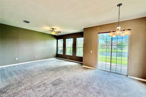 Townhouse in Tampa, Florida 3 bedrooms, 137.5 sq.m. № 1815509 - photo 3