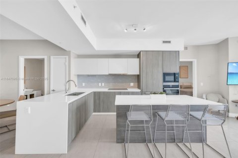 Copropriété à vendre à Miami, Floride: 2 chambres, 105.63 m2 № 1936202 - photo 5