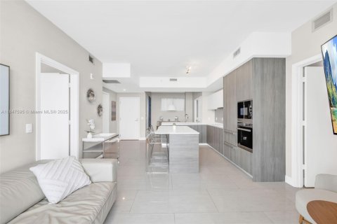 Copropriété à vendre à Miami, Floride: 2 chambres, 105.63 m2 № 1936202 - photo 8