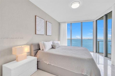 Condo in Miami, Florida, 2 bedrooms № 1936202 - photo 19