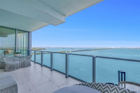 Condo in Miami, Florida, 2 bedrooms № 1936202 - photo 29
