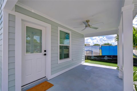 House in Bradenton, Florida 3 bedrooms, 142.7 sq.m. № 2236599 - photo 5