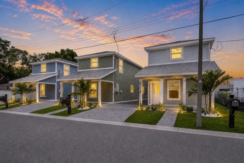House in Bradenton, Florida 3 bedrooms, 142.7 sq.m. № 2236599 - photo 27