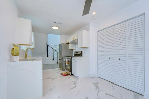 House in Bradenton, Florida 3 bedrooms, 142.7 sq.m. № 2236599 - photo 11