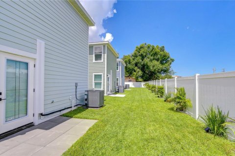 House in Bradenton, Florida 3 bedrooms, 142.7 sq.m. № 2236599 - photo 23
