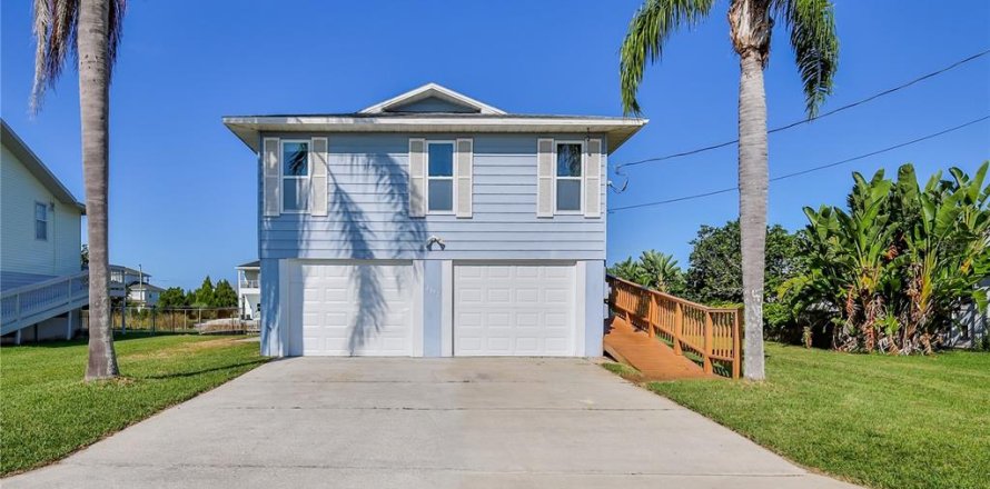 Villa ou maison à Hernando Beach, Floride 2 chambres, 120.77 m2 № 1902637