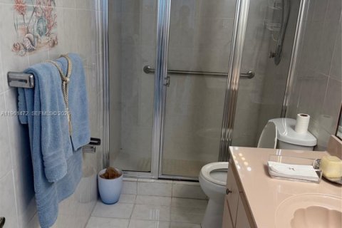 Купить таунхаус в Майами, Флорида 3 спальни, 131.18м2, № 2050396 - фото 9