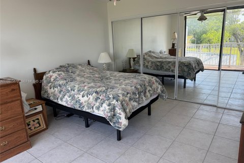 Купить таунхаус в Майами, Флорида 3 спальни, 131.18м2, № 2050396 - фото 16