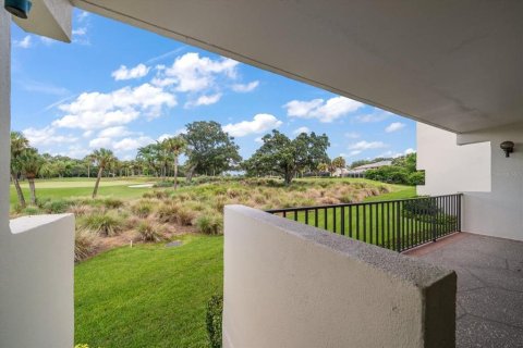 Condo in Belleair, Florida, 2 bedrooms  № 1287390 - photo 29