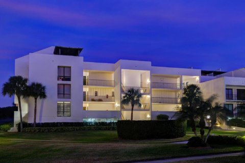 Condo in Belleair, Florida, 2 bedrooms  № 1287390 - photo 2