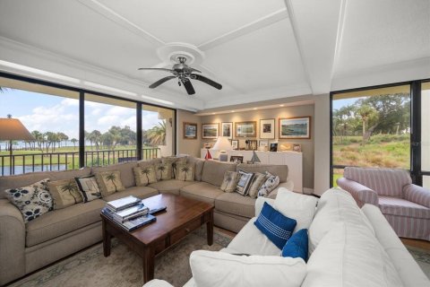 Condo in Belleair, Florida, 2 bedrooms  № 1287390 - photo 9