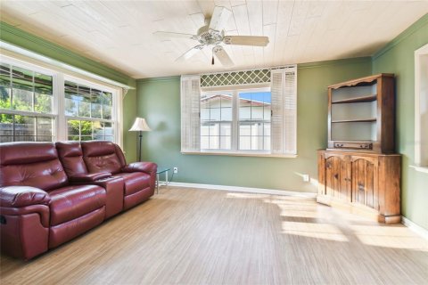 Casa en venta en Clearwater, Florida, 2 dormitorios, 117.99 m2 № 1393355 - foto 16