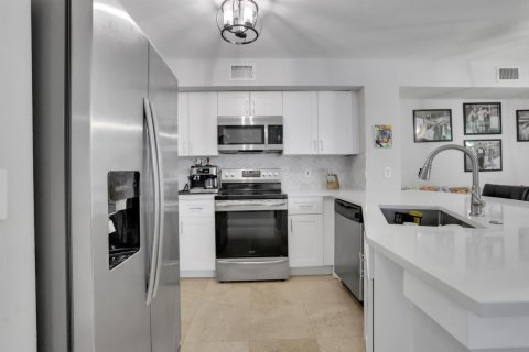 Copropriété à louer à Boca Raton, Floride: 2 chambres, 96.15 m2 № 2087714 - photo 2