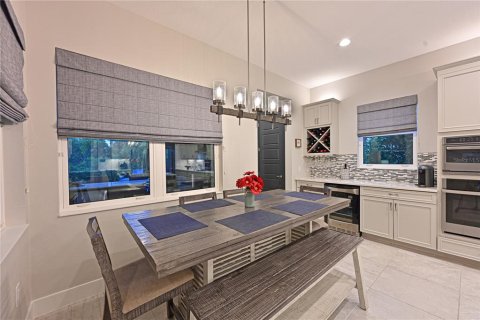 Купить виллу или дом в Сарасота, Флорида 8 комнат, 266.35м2, № 1913590 - фото 13