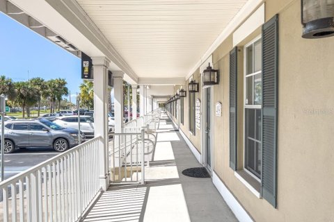 Propiedad comercial en alquiler en Apollo Beach, Florida, 175.59 m2 № 1883265 - foto 13