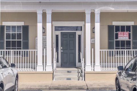 Propiedad comercial en alquiler en Apollo Beach, Florida, 175.59 m2 № 1883265 - foto 2