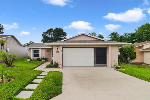 Condominio en Sanford, Florida, 2 dormitorios № 2221933