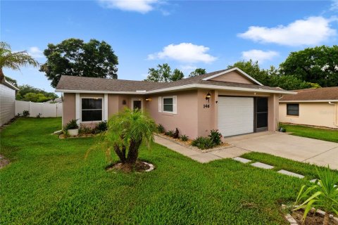 Condominio en venta en Sanford, Florida, 2 dormitorios, 124.49 m2 № 2221933 - foto 2