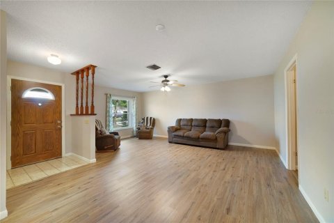 Condominio en venta en Sanford, Florida, 2 dormitorios, 124.49 m2 № 2221933 - foto 6
