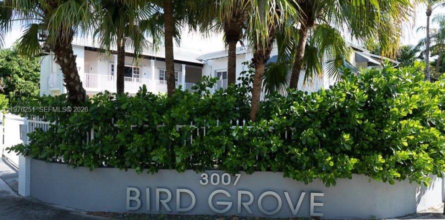 Apartment in Miami, Florida 1 bedroom, 65.03 sq.m. № 2041517