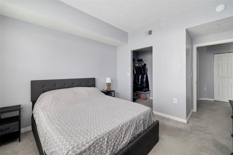 Condo in Sarasota, Florida, 2 bedrooms № 2370979 - photo 20