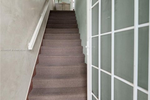 Copropriété à louer à Oakland Park, Floride: 2 chambres, 92.9 m2 № 1946871 - photo 4