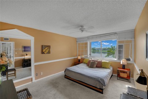 Copropriété à louer à Oakland Park, Floride: 2 chambres, 92.9 m2 № 1946871 - photo 21