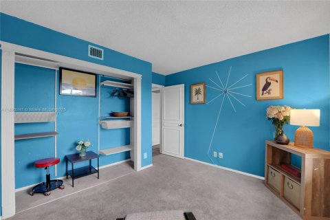 Copropriété à louer à Oakland Park, Floride: 2 chambres, 92.9 m2 № 1946871 - photo 16