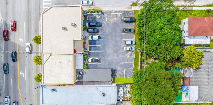 Magasin à Miami, Floride № 810485