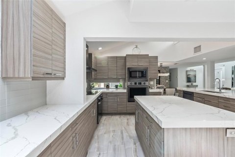 Снять в аренду виллу или дом в Сарасота, Флорида 6 комнат, 226.77м2, № 1866136 - фото 14