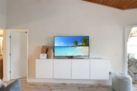 Снять в аренду кондоминиум в Сарасота, Флорида 2 спальни, 152.82м2, № 1441054 - фото 21