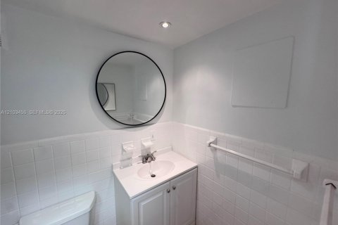 Condominio en alquiler en Miami Beach, Florida, 1 dormitorio, 41.81 m2 № 2424445 - foto 5
