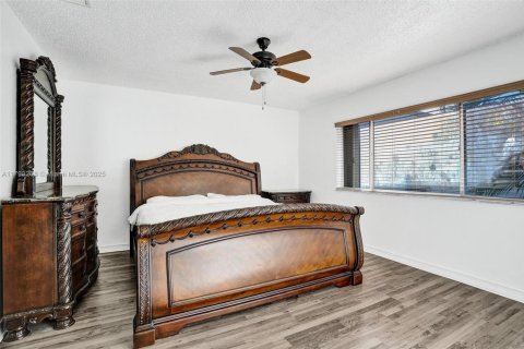 Adosado en alquiler en North Lauderdale, Florida, 3 dormitorios, 149.76 m2 № 1897628 - foto 21