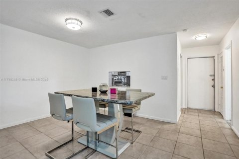 Adosado en alquiler en North Lauderdale, Florida, 3 dormitorios, 149.76 m2 № 1897628 - foto 7