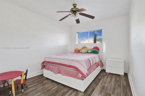 Adosado en alquiler en North Lauderdale, Florida, 3 dormitorios, 149.76 m2 № 1897628 - foto 12