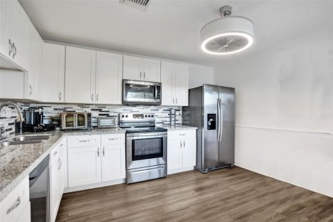 Adosado en alquiler en North Lauderdale, Florida, 3 dormitorios, 149.76 m2 № 1897628 - foto 6