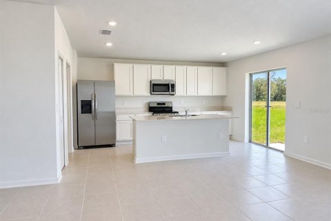 Villa ou maison à louer à Eagle Lake, Floride: 3 chambres, 138.15 m2 № 2415472 - photo 8