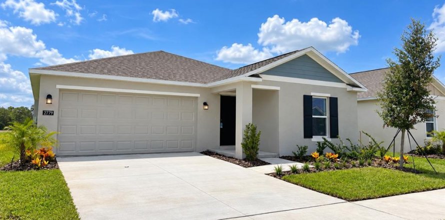 Villa ou maison à Eagle Lake, Floride 3 chambres, 138.15 m2 № 2415472