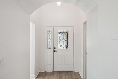 Villa ou maison à vendre à Mount Dora, Floride: 3 chambres, 155.05 m2 № 2299321 - photo 6
