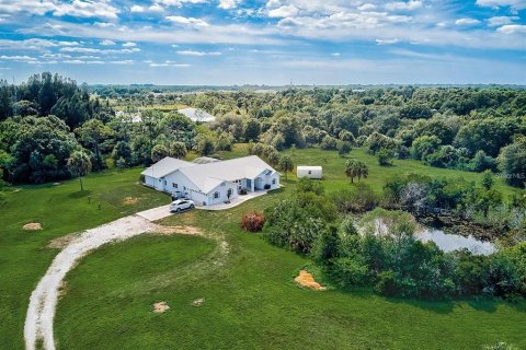 Купить виллу или дом в Нокомис, Флорида 4 комнаты, 282.89м2, № 1652218 - фото 5