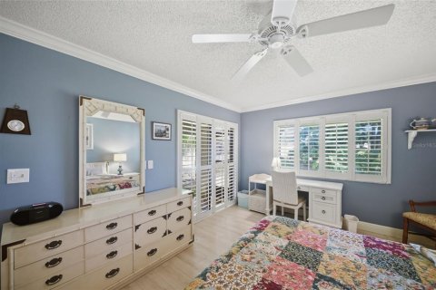 Condo in Sarasota, Florida, 2 bedrooms  № 2385782 - photo 18