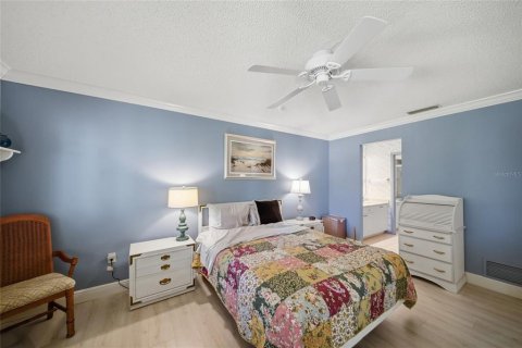 Condo in Sarasota, Florida, 2 bedrooms  № 2385782 - photo 19