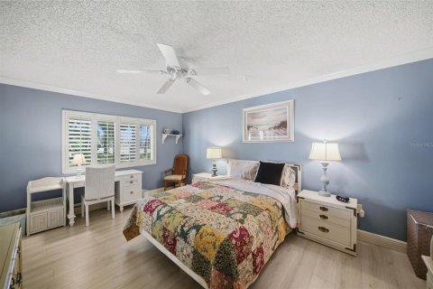 Condo in Sarasota, Florida, 2 bedrooms  № 2385782 - photo 17