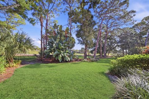 Condo in Sarasota, Florida, 2 bedrooms  № 2385782 - photo 29